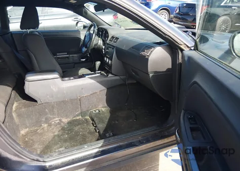 2013 Dodge Challenger Sxt z USA, uszkodzony, nr VIN 2C3CDYAG5DH607190